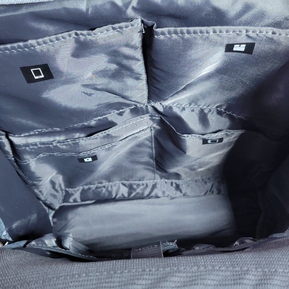 Lenovo Legion 15.6 Recon Gaming Backpack - Picture 13 of 15